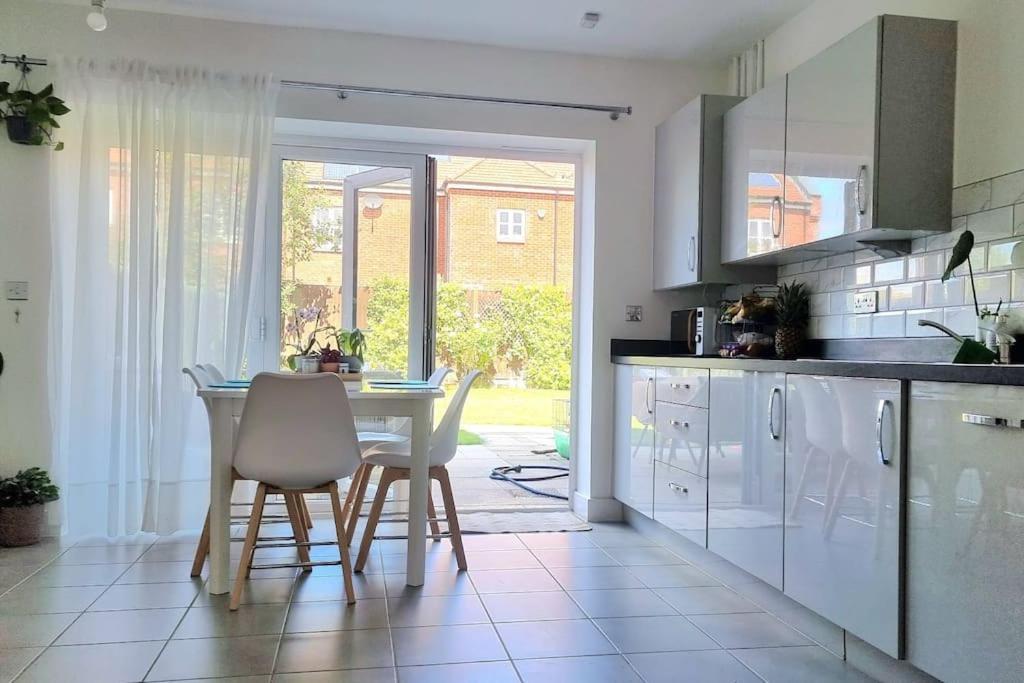 Sweets Home Whetstone Екстер'єр фото